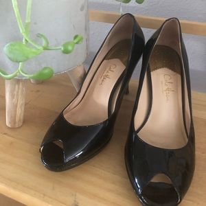 Patent leather pump